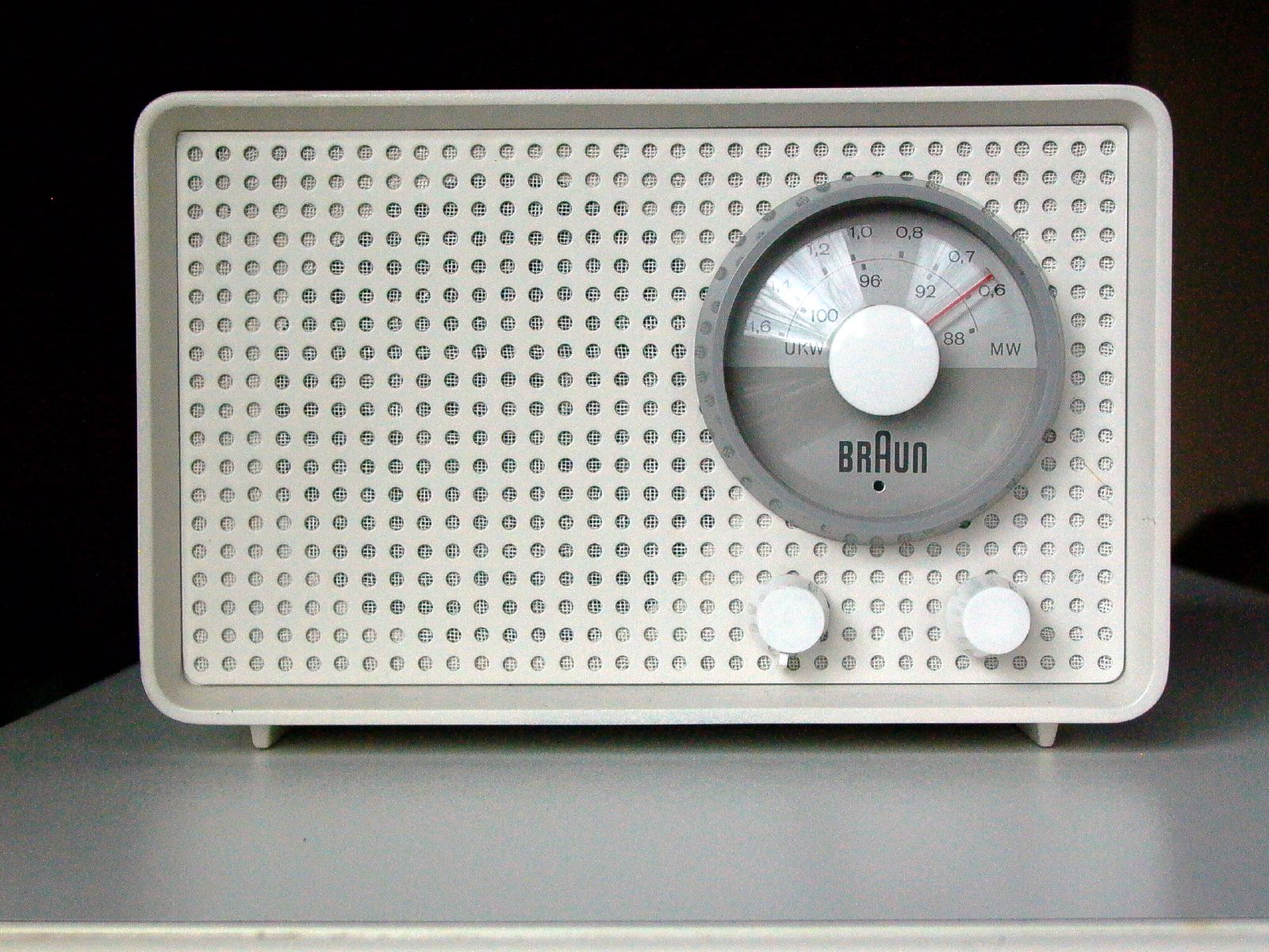 Braun Sk2