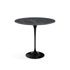 Knoll International - Saarinen Beistelltisch - oval