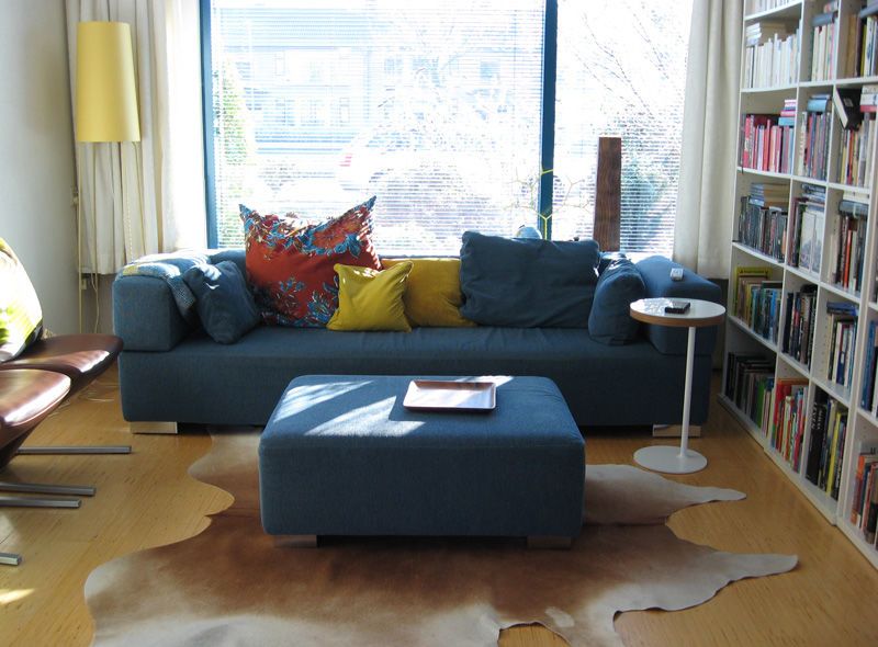 Blaues Sofa