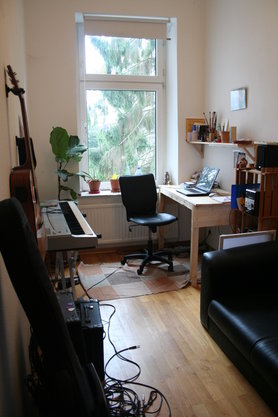 Arbeits- und Musikzimmer