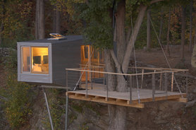 Cliff Treehouse