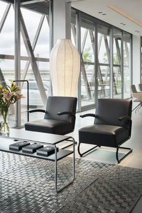 Thonet-Sessel im Showroom