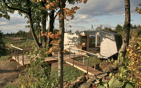 Cliff Treehouse in New York